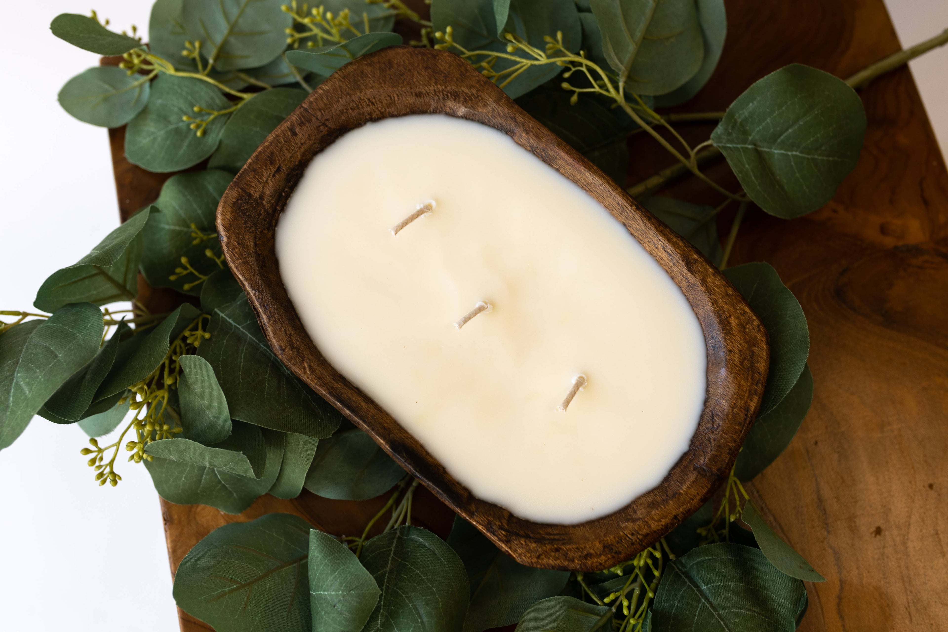 Rustic Hand-Carved Wood Bowl Candle – 100% Soy & Essential Oils