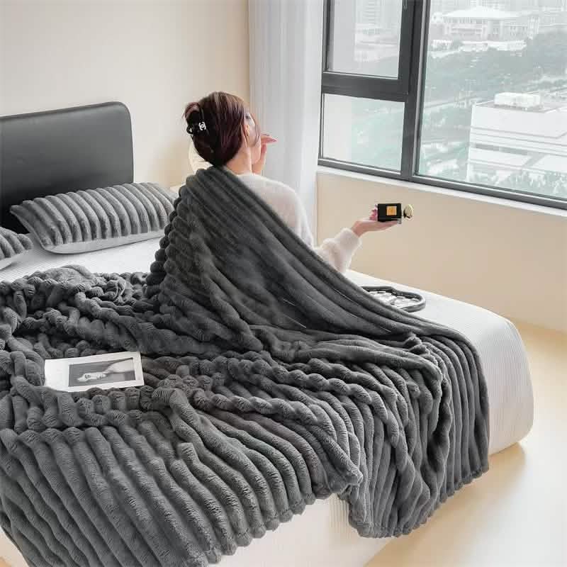 Ultra-Soft Double-Sided Fleece Blanket – Gray (All-Season)
